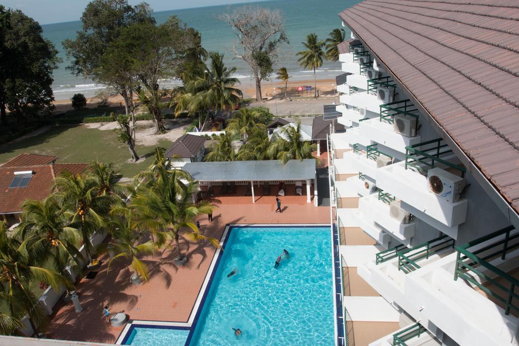 Akar Beach Resort Porto Dickson Exterior foto